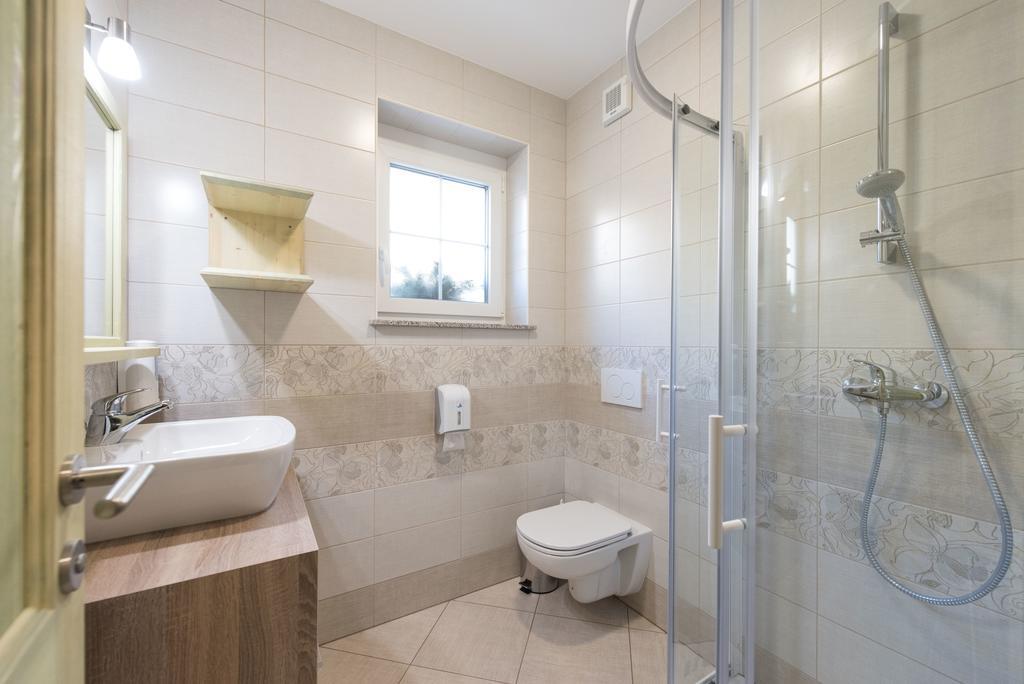 Guesthouse Tolc Spodnja Sorica Zewnętrze zdjęcie